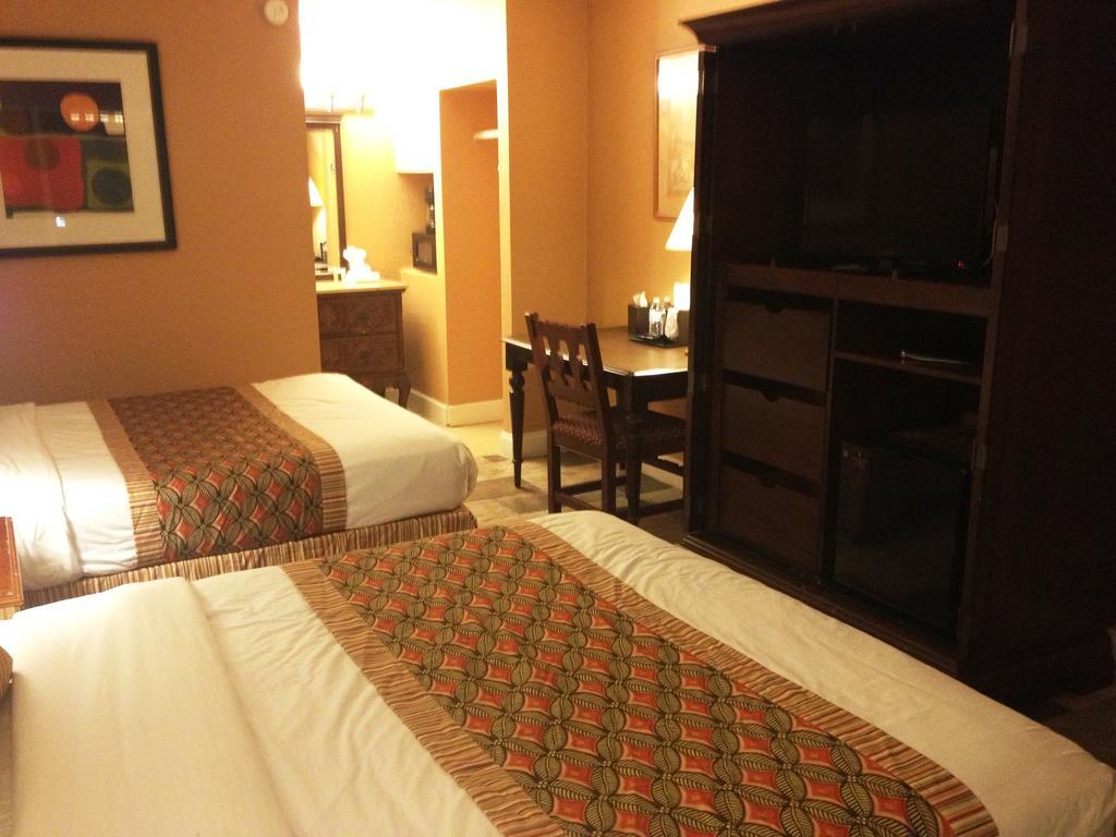 Monroe'S On The Lake Hotel & Banquet Hall Sanford Quarto foto